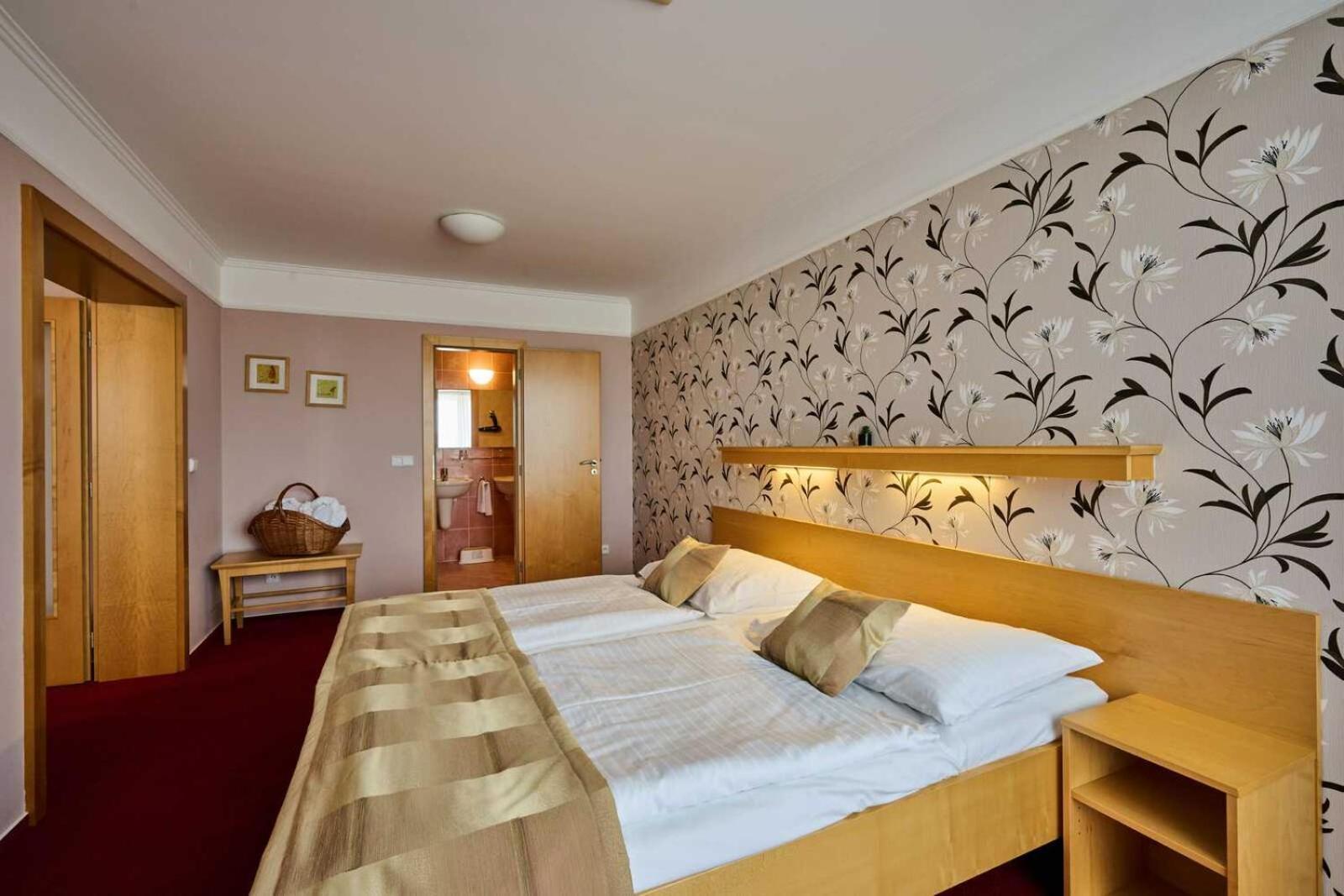Hotel Akademie Chocerady Zewnętrze zdjęcie