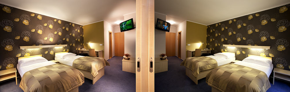 Hotel Akademie Chocerady Zewnętrze zdjęcie