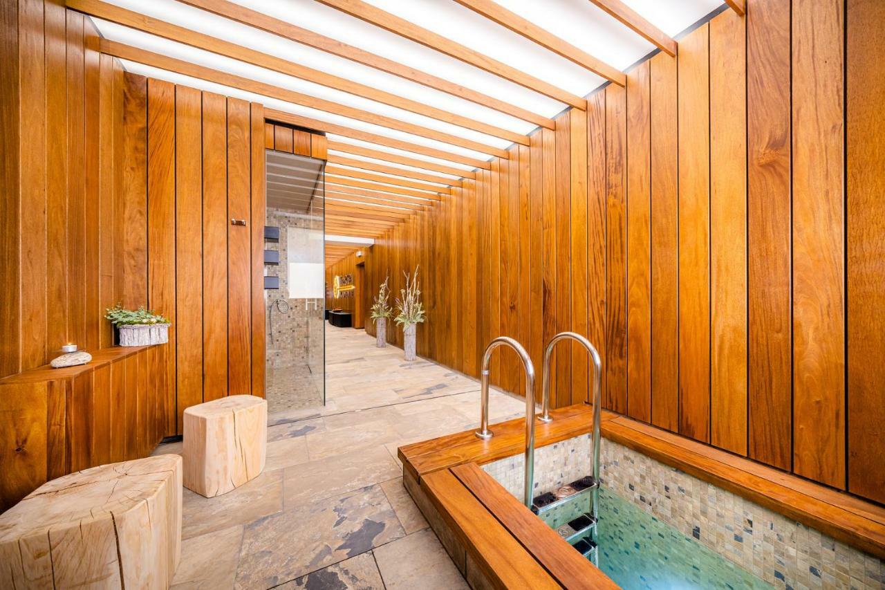 Hotel Akademie Chocerady Zewnętrze zdjęcie